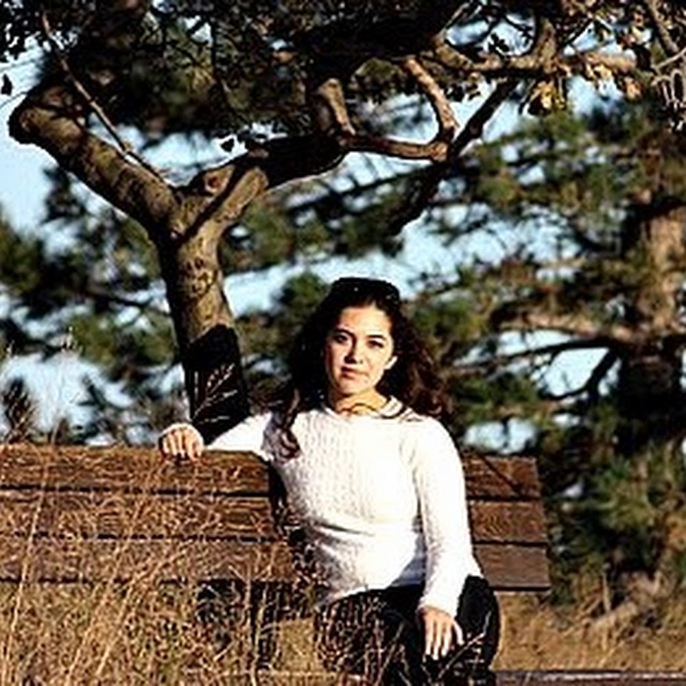 Meet your Posher, Batsheva